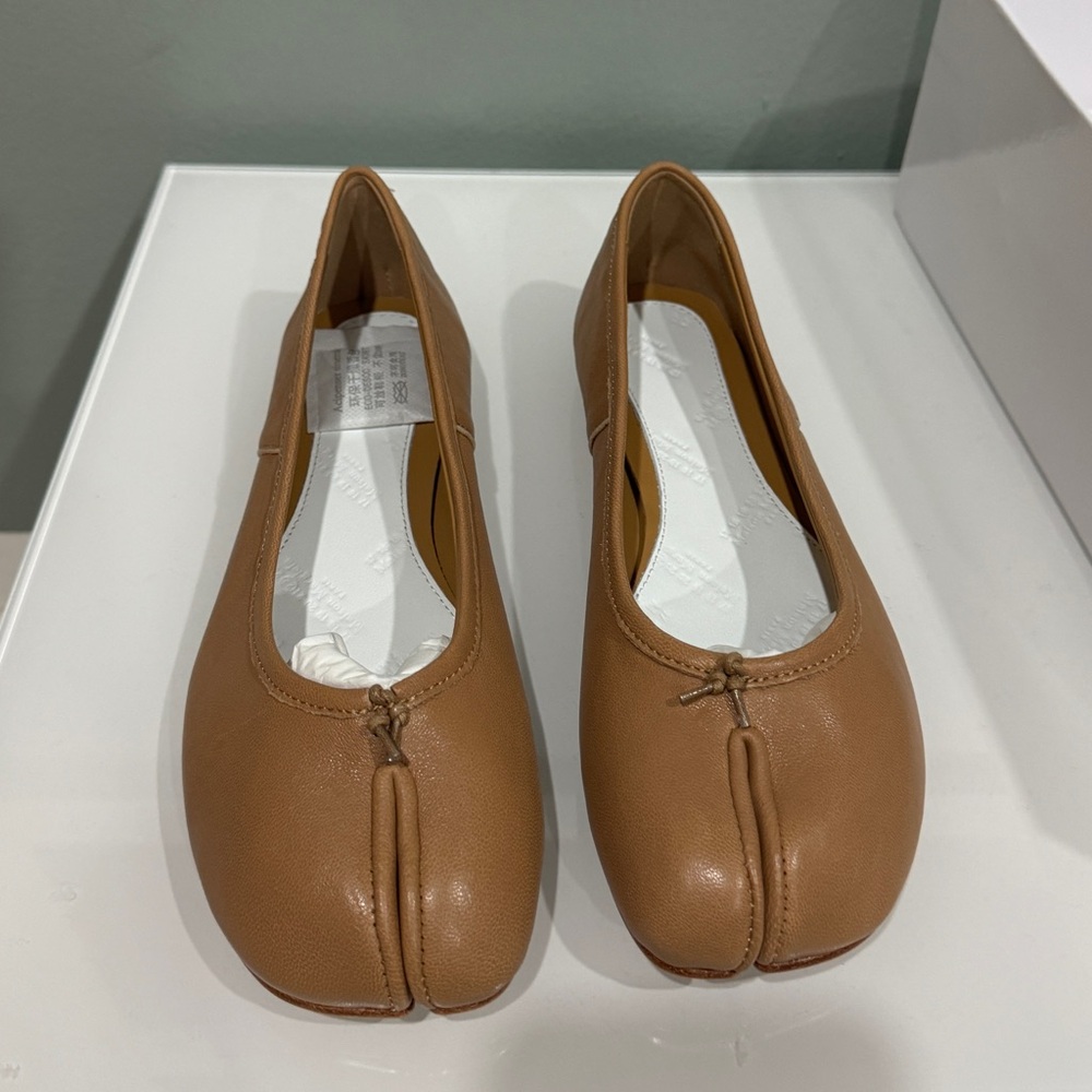 Margiela flats tabi, new, size eu 39